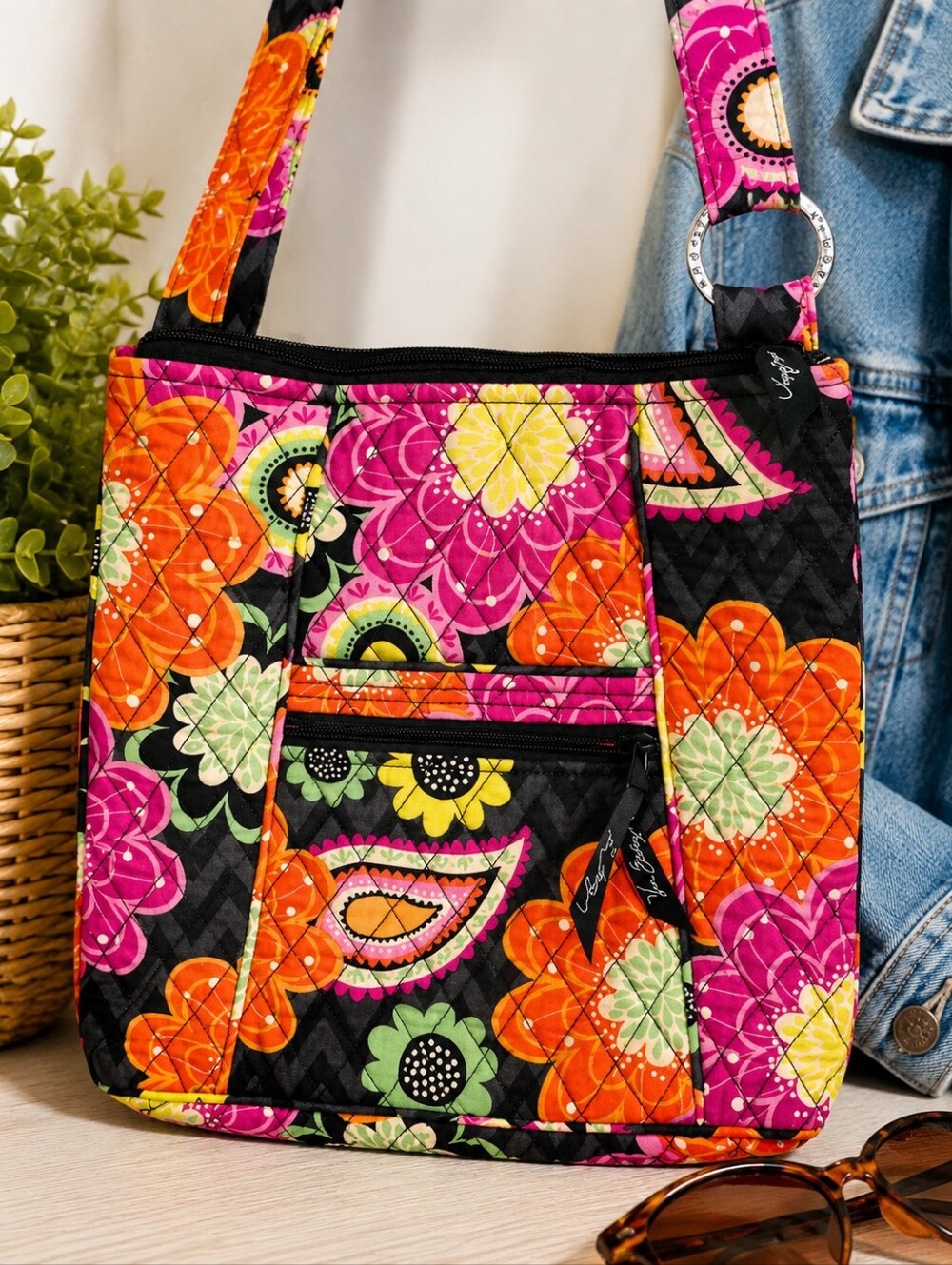 Vera Bradley Ziggy Zinnia Crossbody Bag Retired 2014 Floral Quilted Purse, Clean